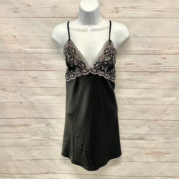 Flora Nikrooz Chemise Negligee - Picture 1 of 7